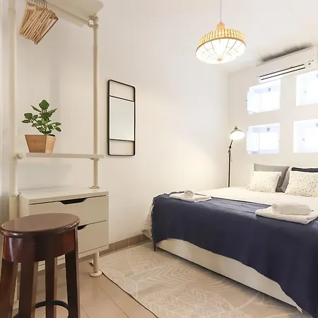Apartment Golden Castle By Homing