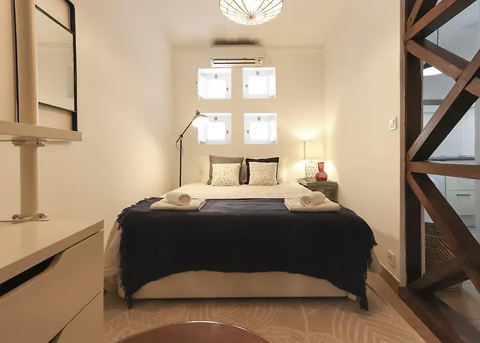 Golden Castle By Homing Apartament