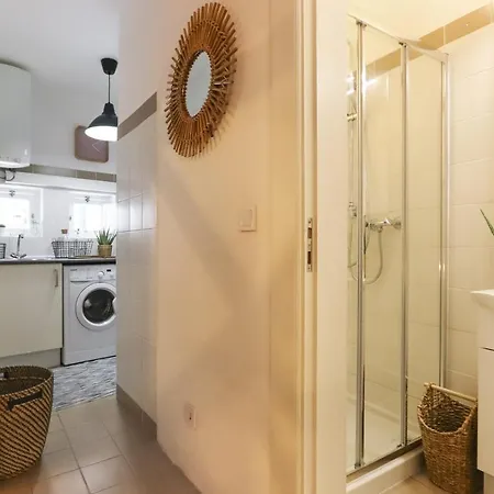 Golden Castle By Homing Apartmán *