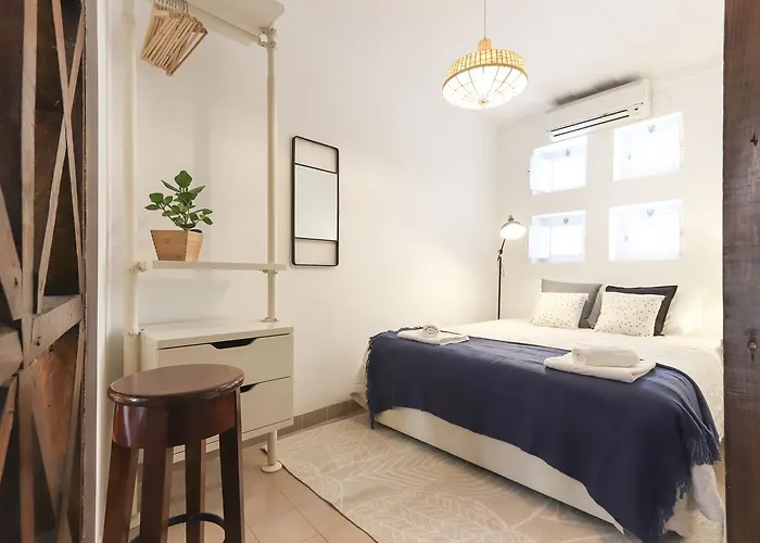 Apartment Golden Castle By Homing